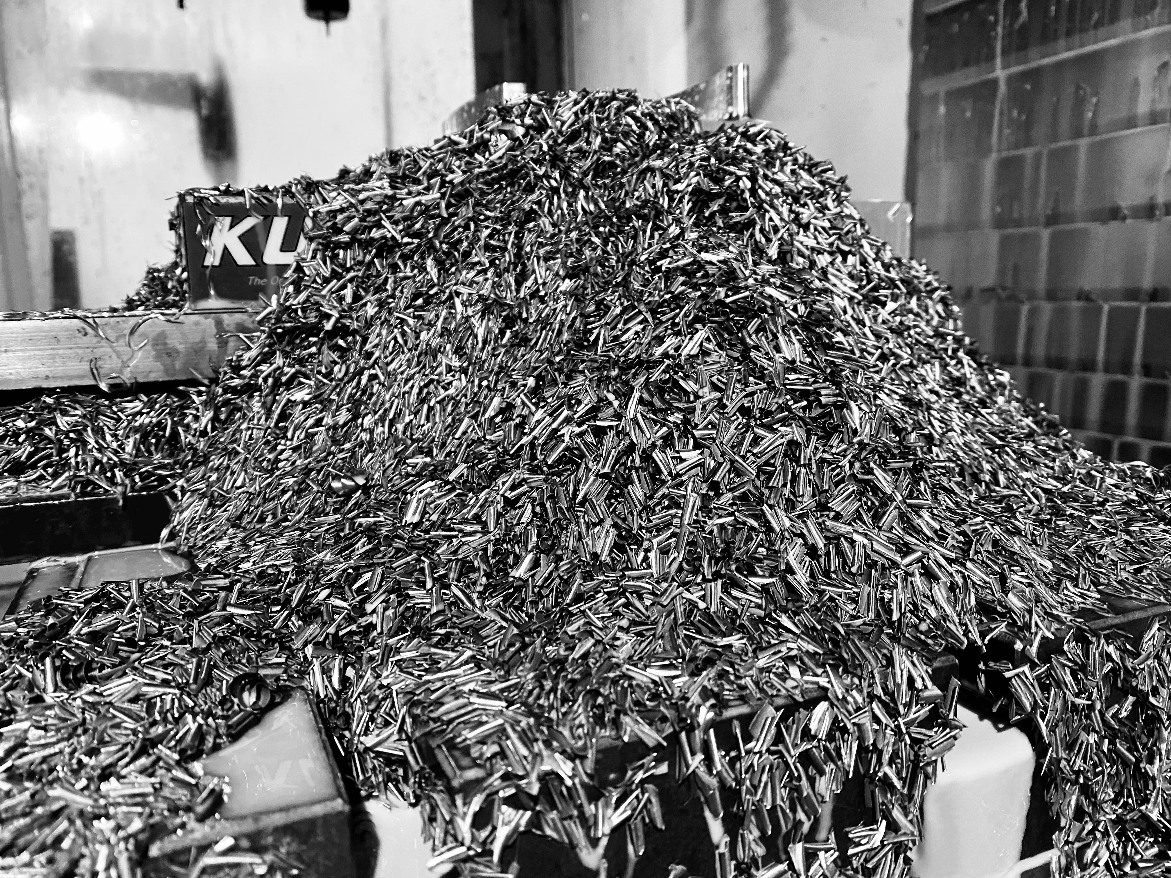 "Micron Milled is a manufacturer of high-end putters, accessories and club essentials. OFFERING GOLFERS EXCEPTIONAL PRODUCTS FOR A CUSTOMIZED EXPERIENCE ON THE COURSE. I will always be dedicated to manufacturing goods that bestow unprecedented creativity & quality."